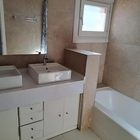 Pensión Privado 1a Linea Puerto Banus. Atico Enorme, Vistas Increibles Marbella